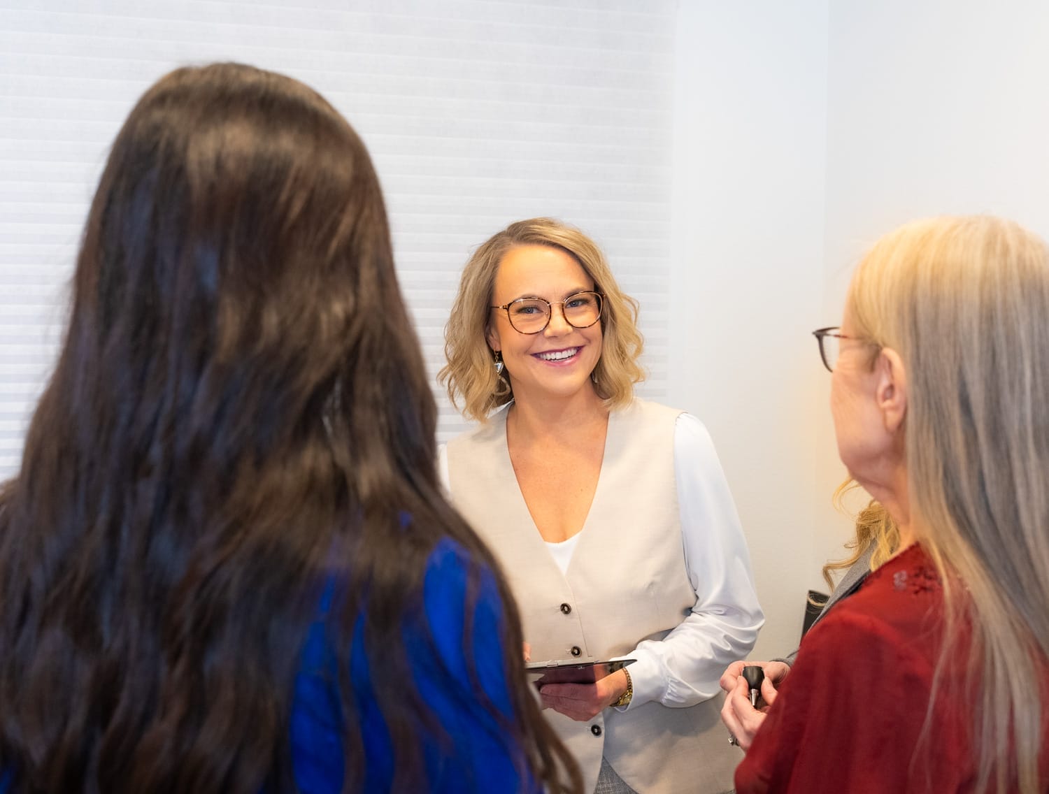 Sisu_Health_DPC_26 DPC providers talking with a patient